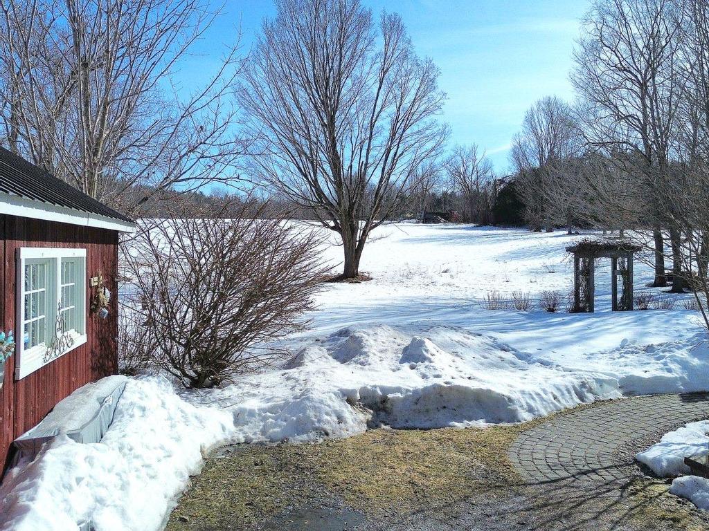 









18


Rue Meadow

,
Hatley - Municipalité,




QC
J0B4B0

