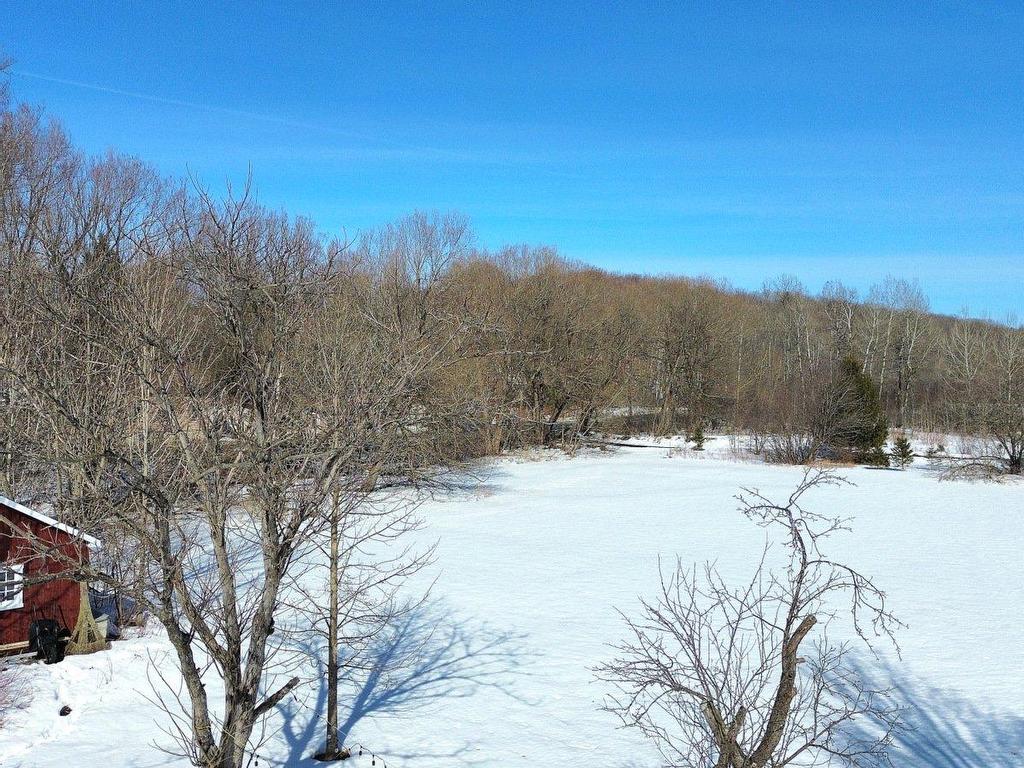 









18


Rue Meadow

,
Hatley - Municipalité,




QC
J0B4B0

