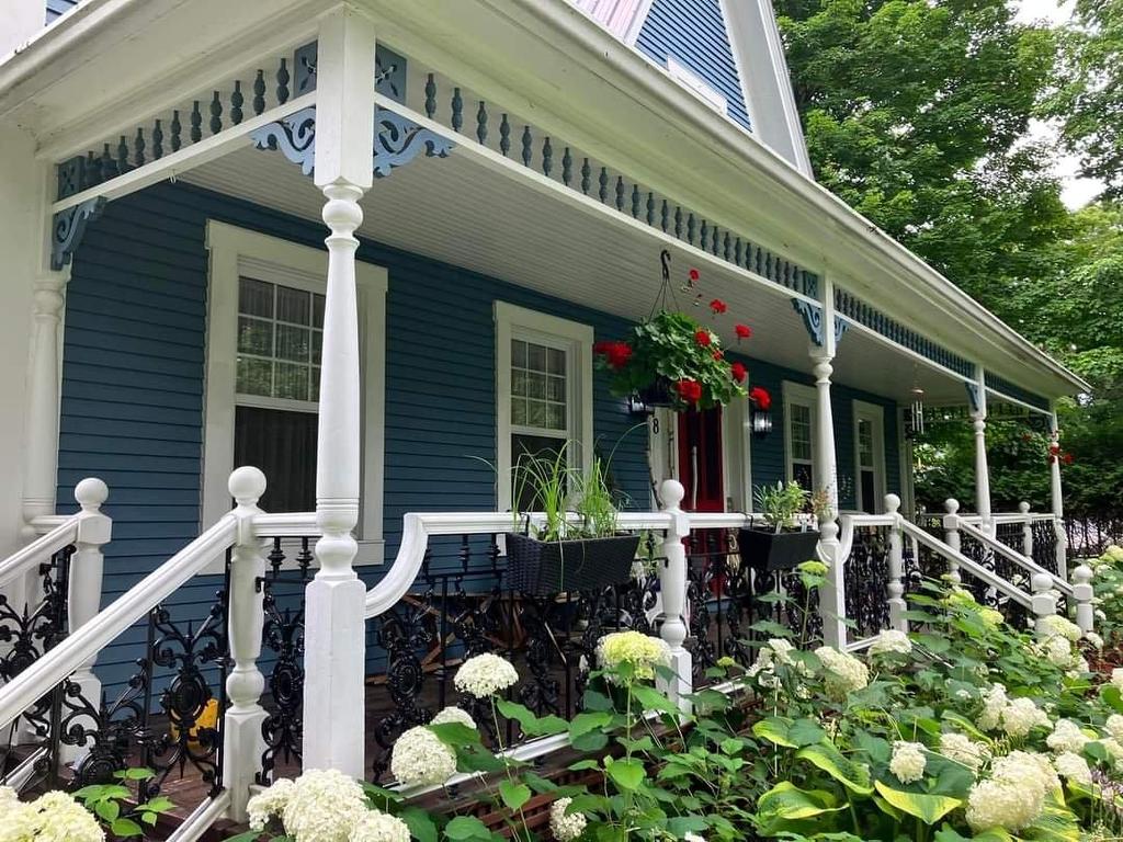 









18


Rue Meadow

,
Hatley - Municipalité,




QC
J0B4B0

