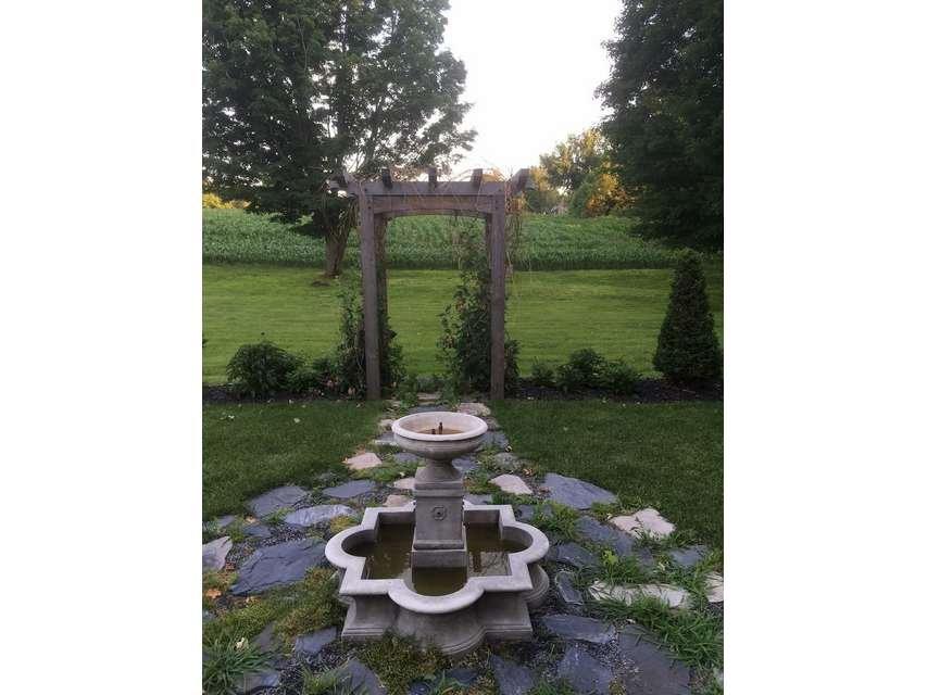 









18


Rue Meadow

,
Hatley - Municipalité,




QC
J0B4B0


