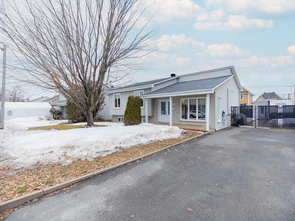 









24


Rue Pierre-Boisseau

,
Verchères,




QC
J0L2R0

