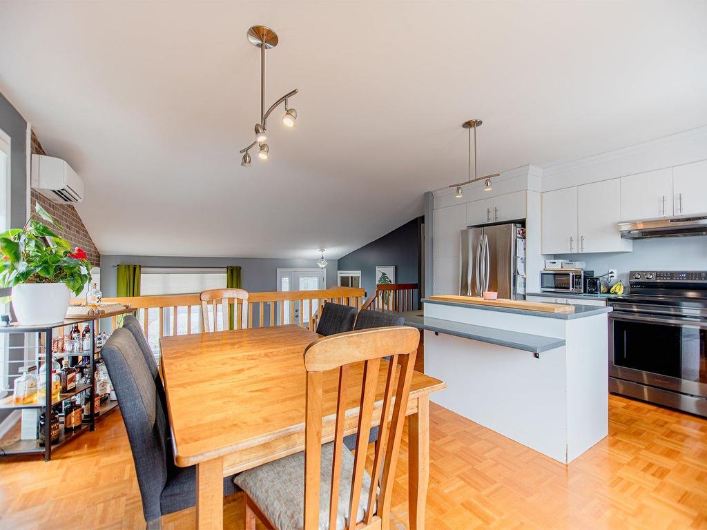 









24


Rue Pierre-Boisseau

,
Verchères,




QC
J0L2R0

