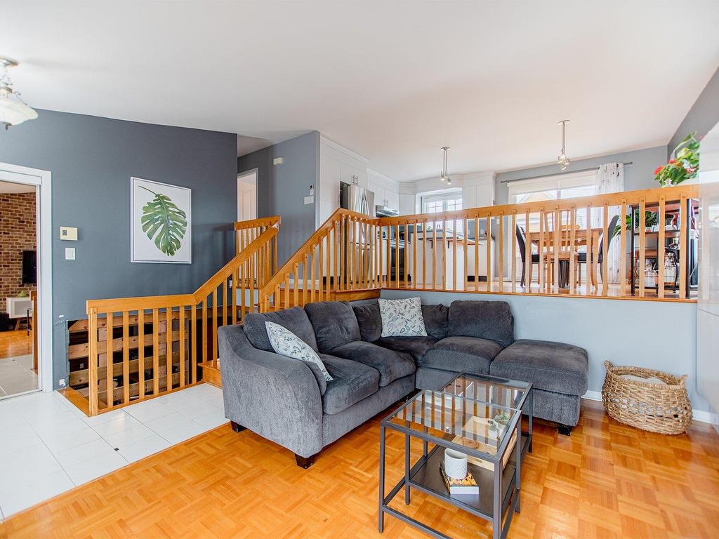 









24


Rue Pierre-Boisseau

,
Verchères,




QC
J0L2R0


