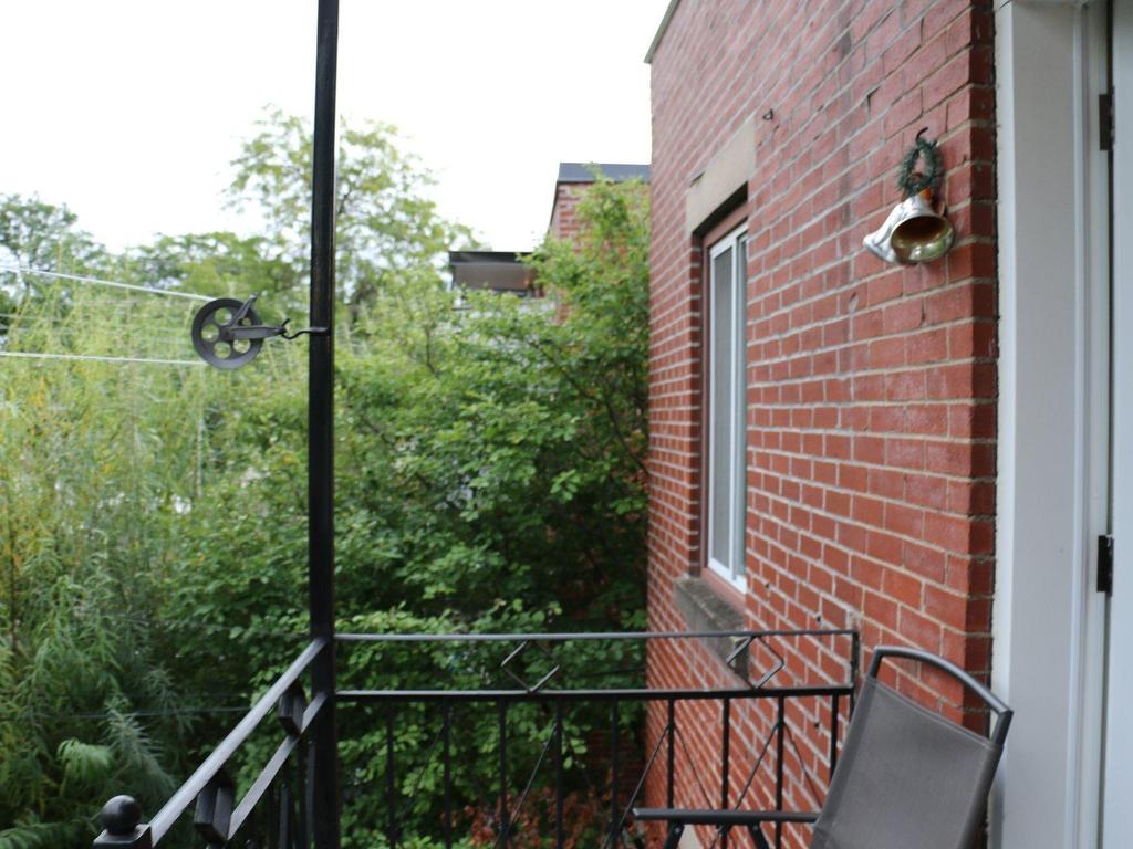 









5045


Rue Dickson

,
Montréal (Mercier/Hochelaga-Maisonneuve),




QC
H1M2R6

