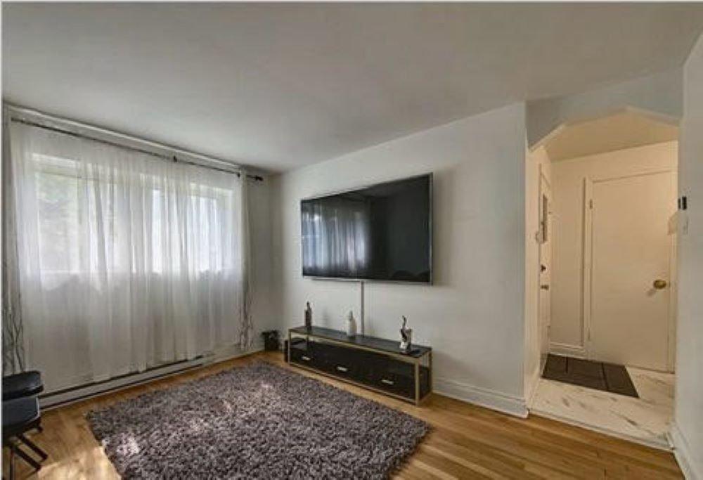 









5045


Rue Dickson

,
Montréal (Mercier/Hochelaga-Maisonneuve),




QC
H1M2R6

