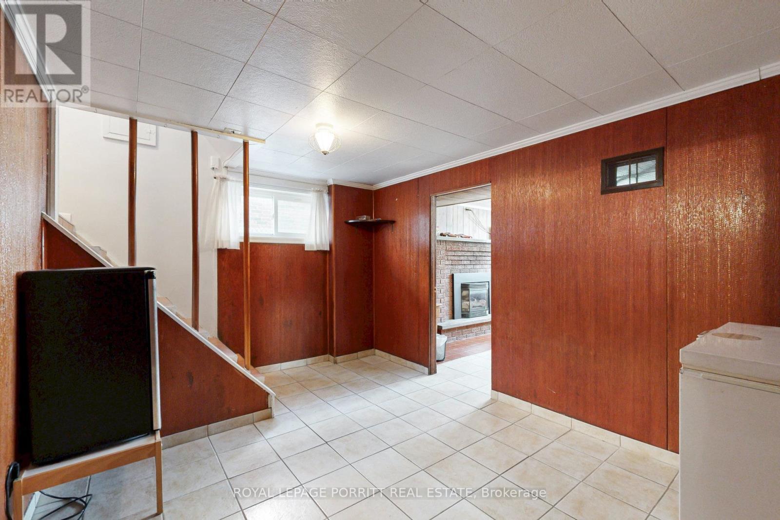 












31 BADGER DRIVE

,
Toronto,




Ontario
M8Z2M8

