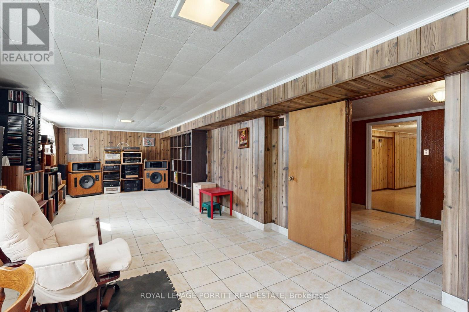 












31 BADGER DRIVE

,
Toronto,




Ontario
M8Z2M8


