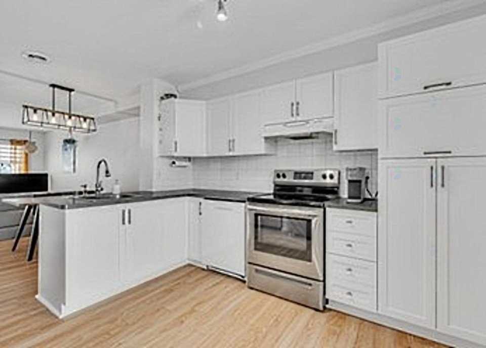 









712


4e Rue

,
Murdochville,




QC
G0E1W0

