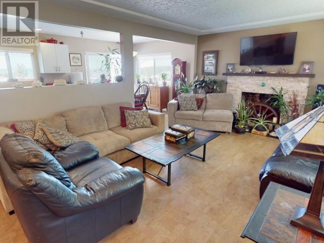 












4621 MANSON AVE

,
Powell River,




British Columbia
V8A3N3

