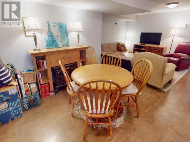 












4621 MANSON AVE

,
Powell River,




British Columbia
V8A3N3

