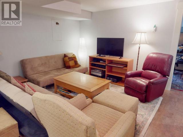 












4621 MANSON AVE

,
Powell River,




British Columbia
V8A3N3

