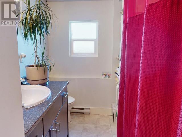 












4621 MANSON AVE

,
Powell River,




British Columbia
V8A3N3

