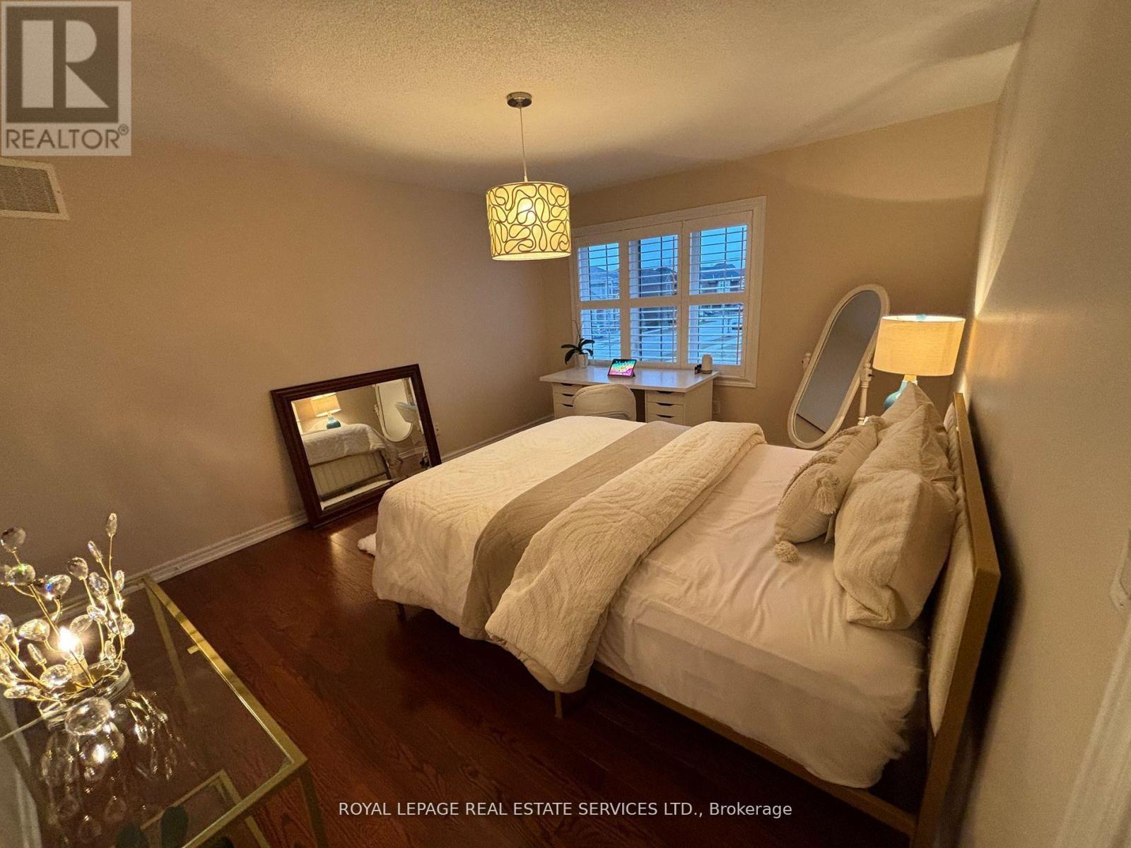 












4710 TASSIE ROAD

,
Burlington,




Ontario
L7M0J7

