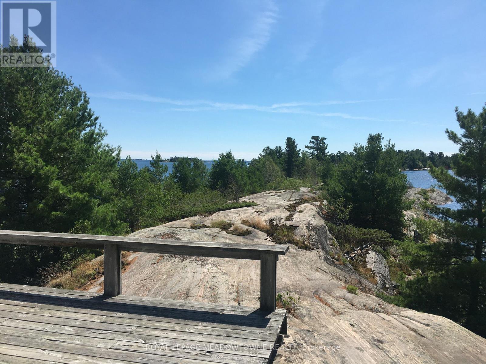 












KG9005 SHIP'S RAIL ISLAND

,
Parry Sound Remote Area,




Ontario
P0G1A0

