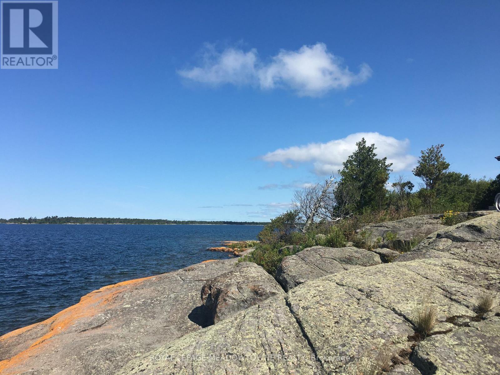 












KG9005 SHIP'S RAIL ISLAND

,
Parry Sound Remote Area,




Ontario
P0G1A0

