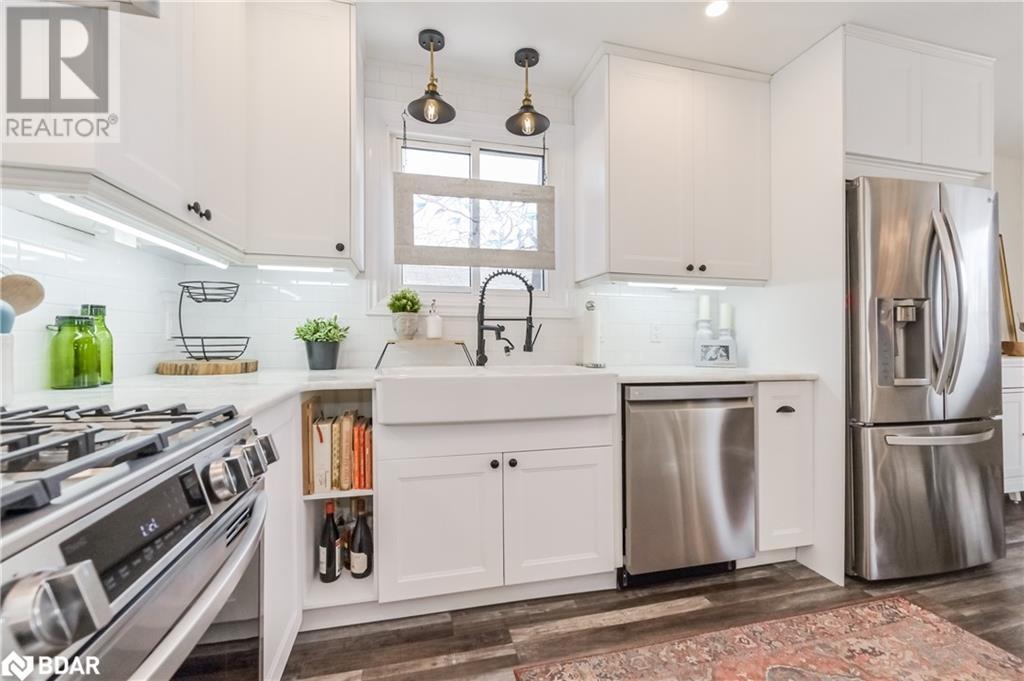 












18 ISLINGTON Avenue

,
Guelph,




Ontario
N1E6K7

