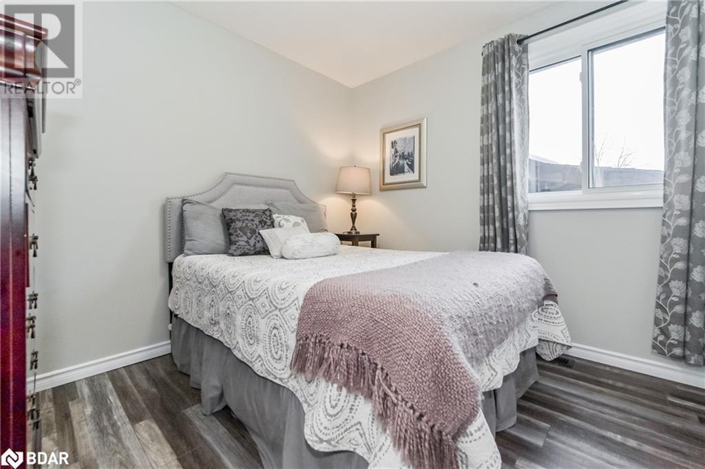 












18 ISLINGTON Avenue

,
Guelph,




Ontario
N1E6K7

