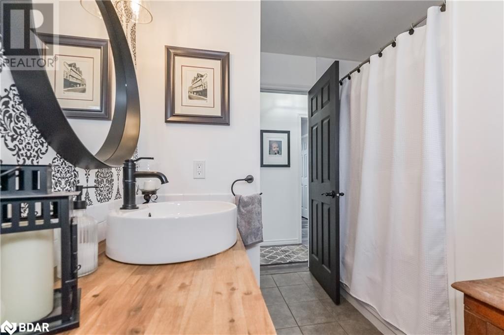 












18 ISLINGTON Avenue

,
Guelph,




Ontario
N1E6K7

