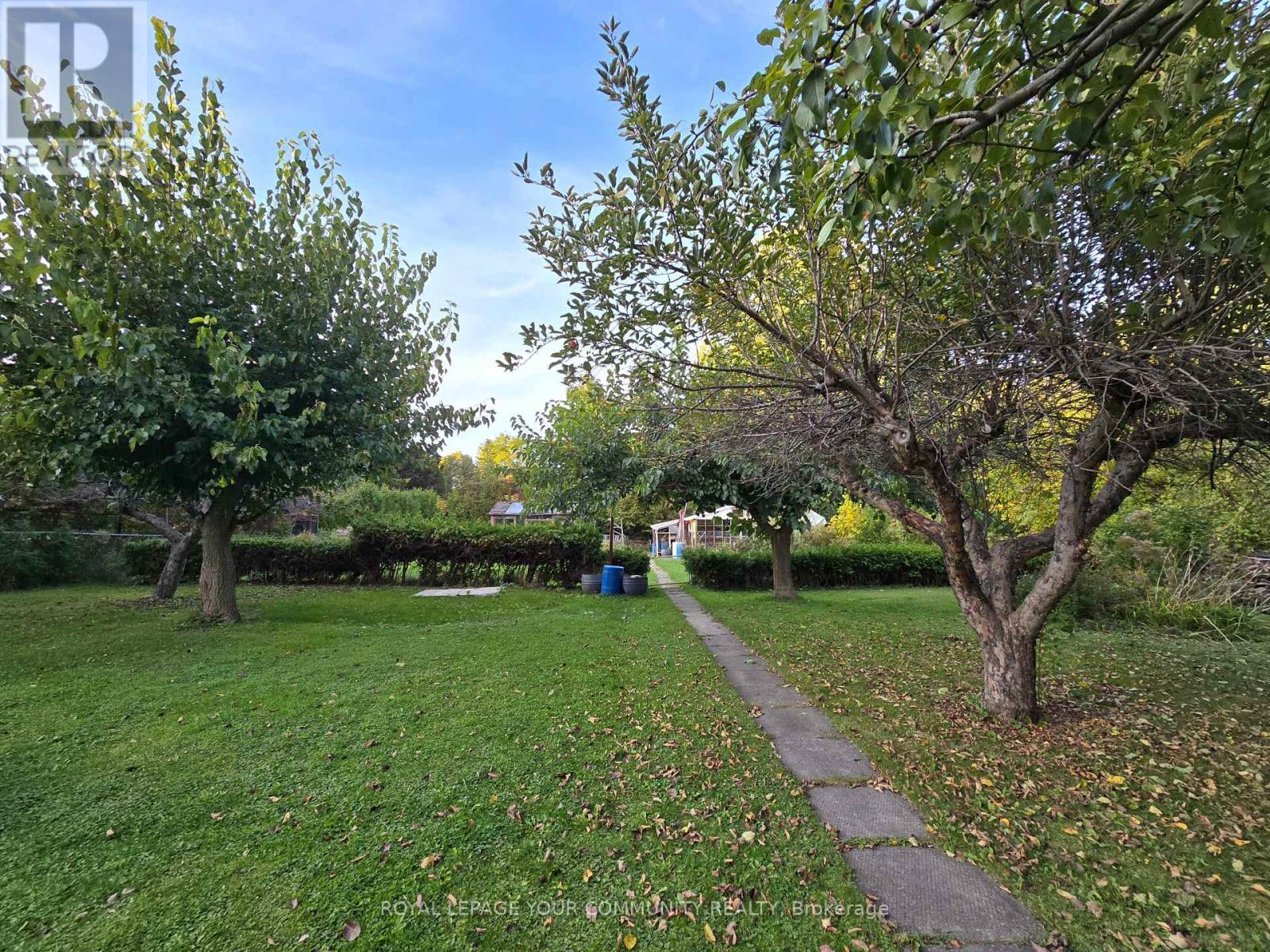 












100 LANGSTAFF ROAD

,
Richmond Hill,




Ontario
L4C6N3

