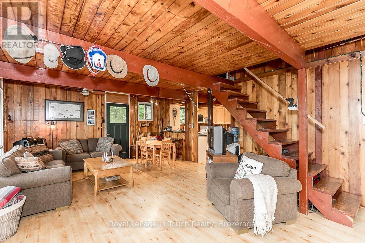 












4 SEVERN RIVER SHORE

,
Muskoka Lakes (Wood (Muskoka Lakes)),




Ontario
L0K1E0

