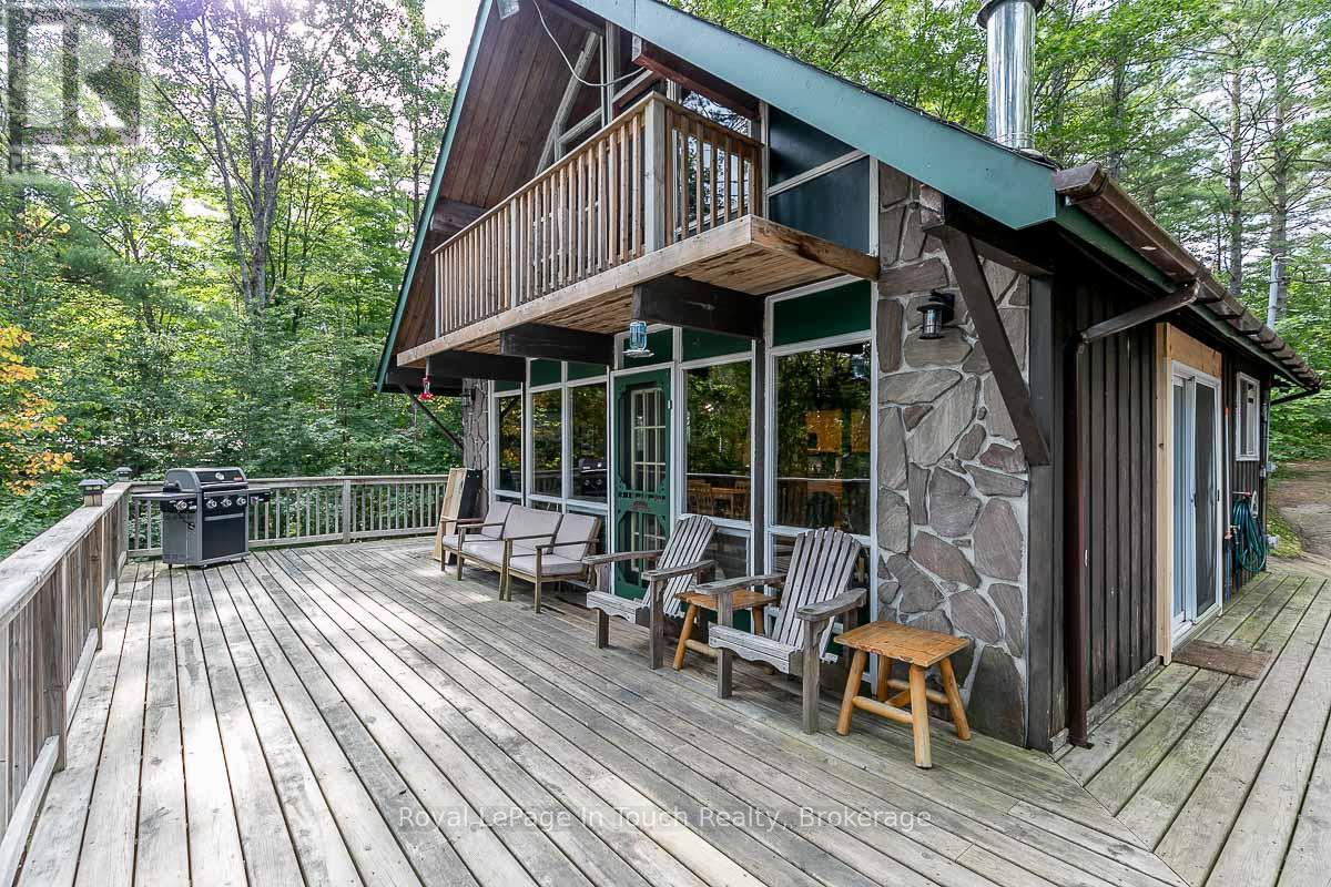 












4 SEVERN RIVER SHORE

,
Muskoka Lakes (Wood (Muskoka Lakes)),




Ontario
L0K1E0

