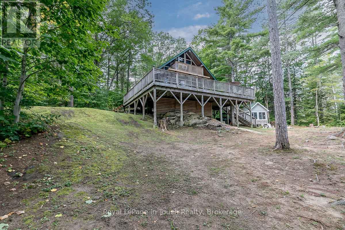 












4 SEVERN RIVER SHORE

,
Muskoka Lakes (Wood (Muskoka Lakes)),




Ontario
L0K1E0

