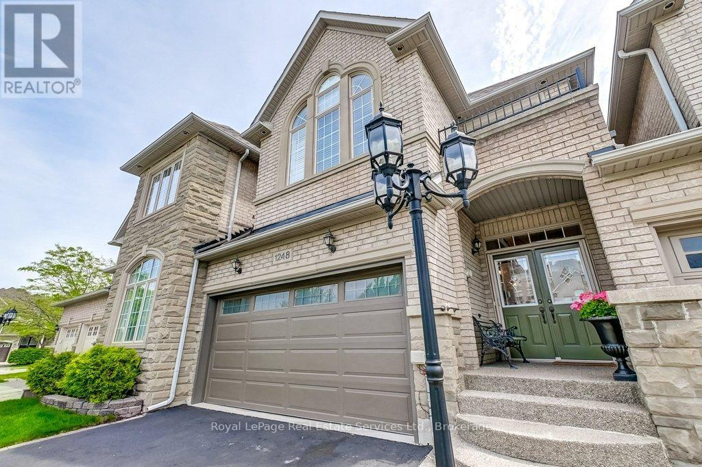 












1248 AGRAM DRIVE

,
Oakville (JC Joshua Creek),




Ontario
L6H7N9

