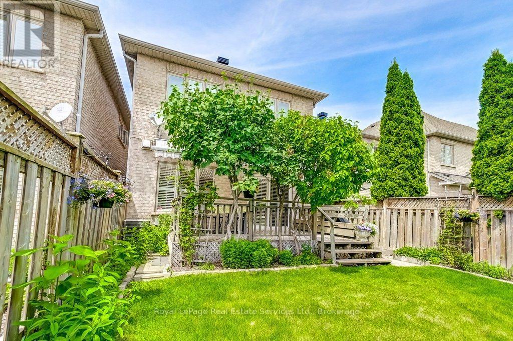 












1248 AGRAM DRIVE

,
Oakville (JC Joshua Creek),




Ontario
L6H7N9

