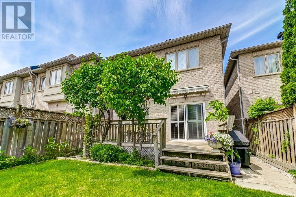 












1248 AGRAM DRIVE

,
Oakville (JC Joshua Creek),




Ontario
L6H7N9


