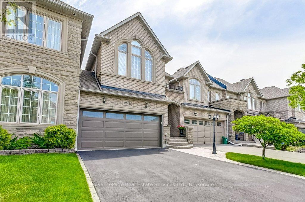












1248 AGRAM DRIVE

,
Oakville (JC Joshua Creek),




Ontario
L6H7N9

