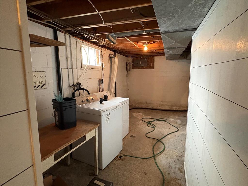 












94 8th Street SE

,
Hamiota,




Manitoba
R0M0T0

