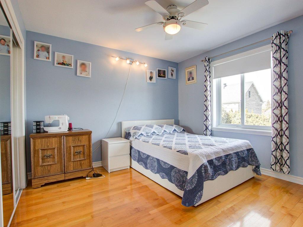 









9


Rue DesRochers

,
Candiac,




QC
J5R6E3

