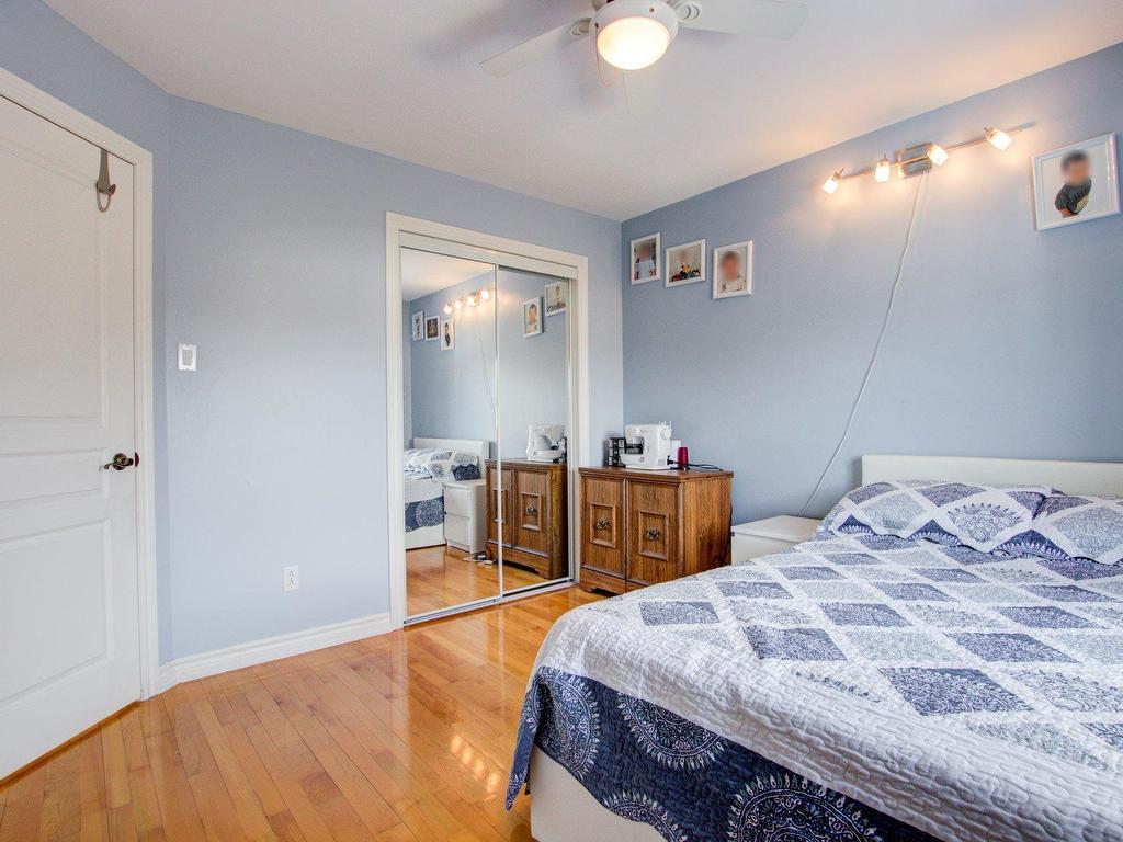 









9


Rue DesRochers

,
Candiac,




QC
J5R6E3

