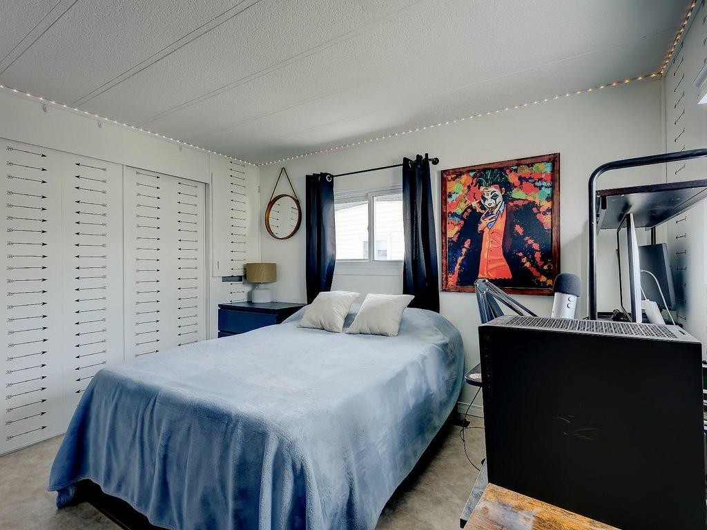 









3950


Boul. Sir-Wilfrid-Laurier

, 35,
Longueuil (Saint-Hubert),




QC
J3Y5Y9

