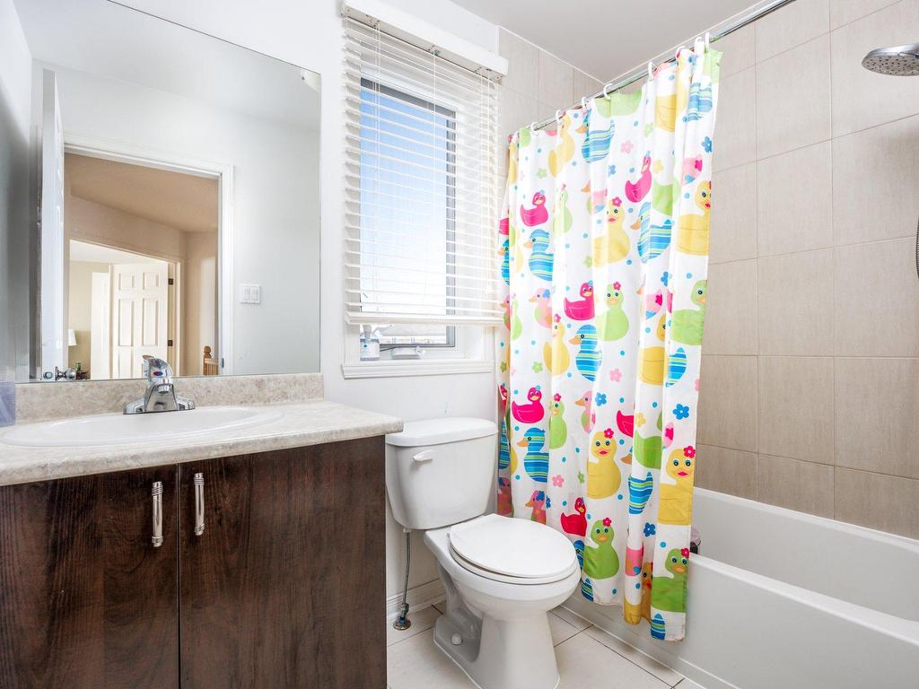 









1017


Av. Marier

,
Vaudreuil-Dorion,




QC
J7V0M7

