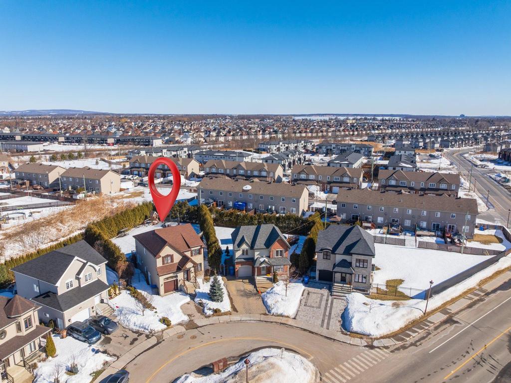 









1017


Av. Marier

,
Vaudreuil-Dorion,




QC
J7V0M7

