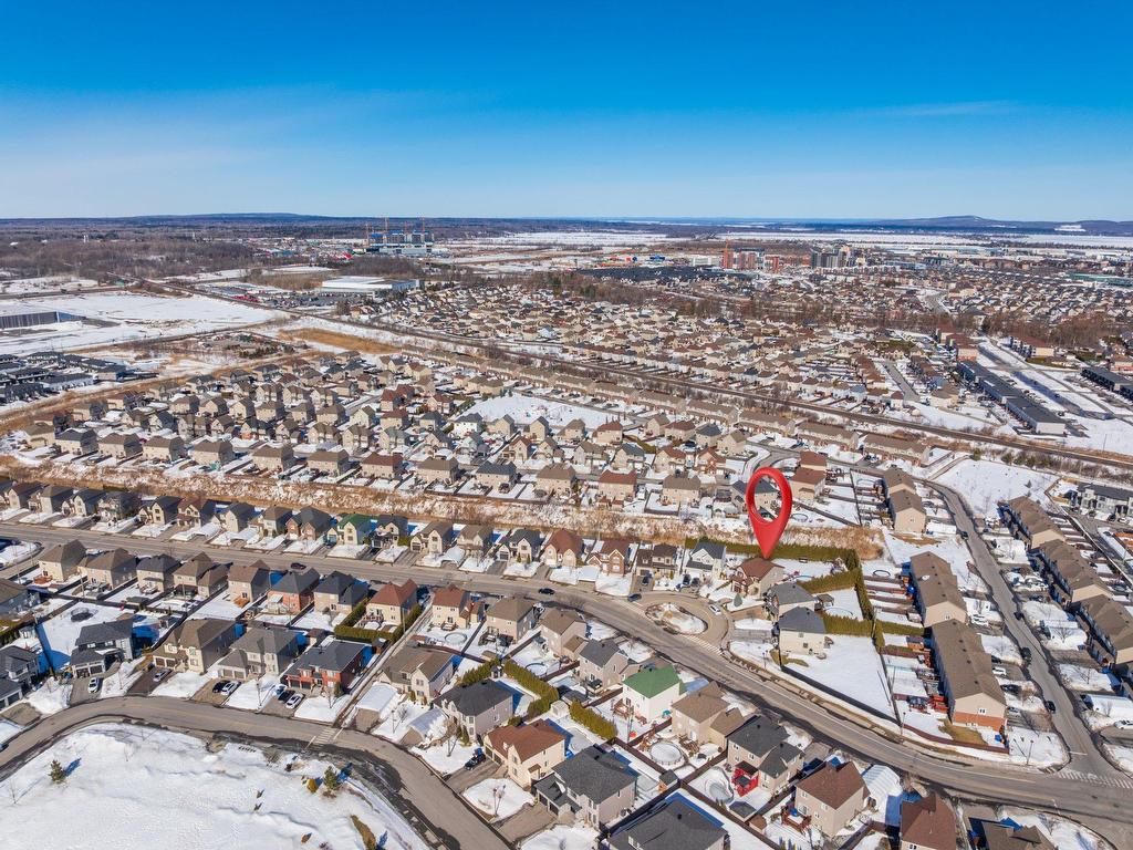









1017


Av. Marier

,
Vaudreuil-Dorion,




QC
J7V0M7

