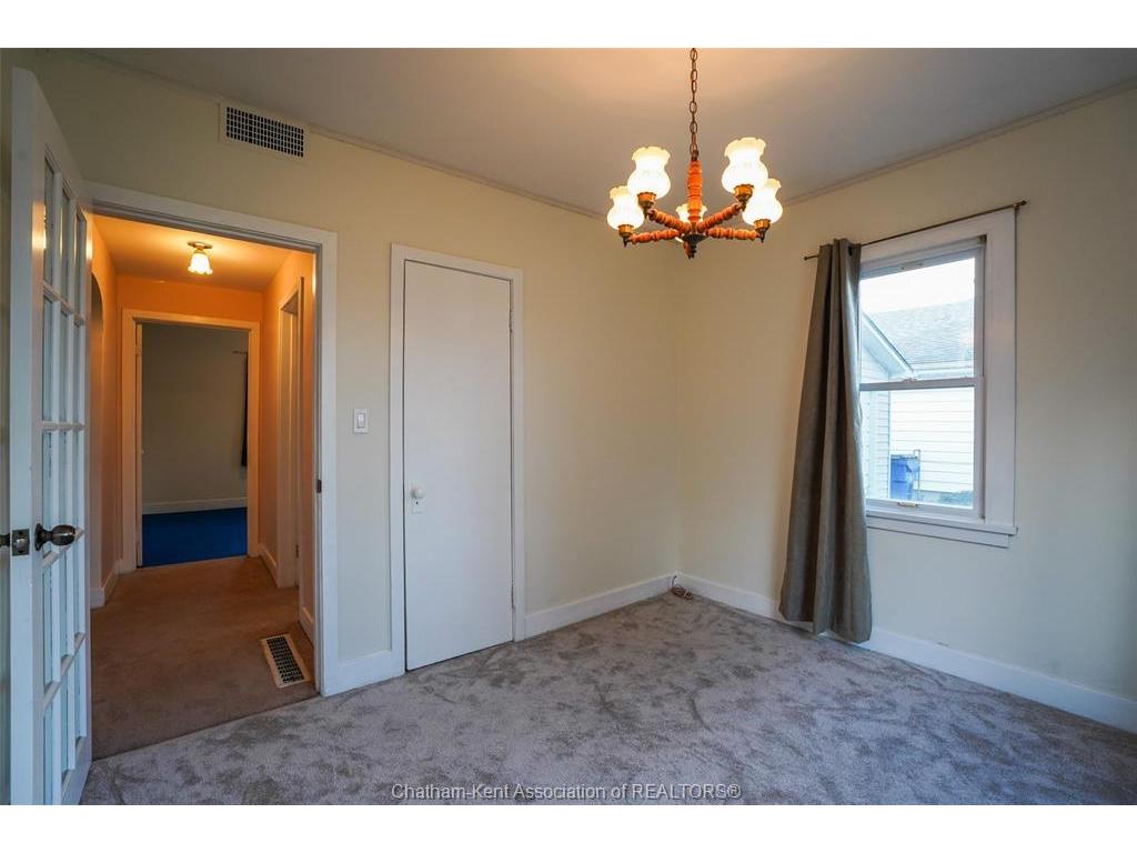 









17


O'Brien

Drive,
Chatham,




ON
N7M 2E5

