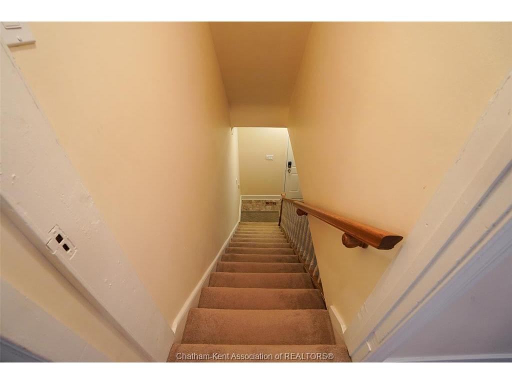 









17


O'Brien

Drive,
Chatham,




ON
N7M 2E5

