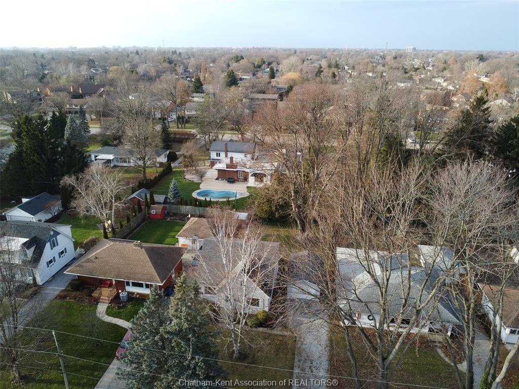 









17


O'Brien

Drive,
Chatham,




ON
N7M 2E5

