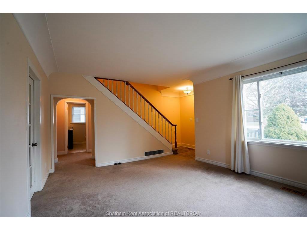 









17


O'Brien

Drive,
Chatham,




ON
N7M 2E5

