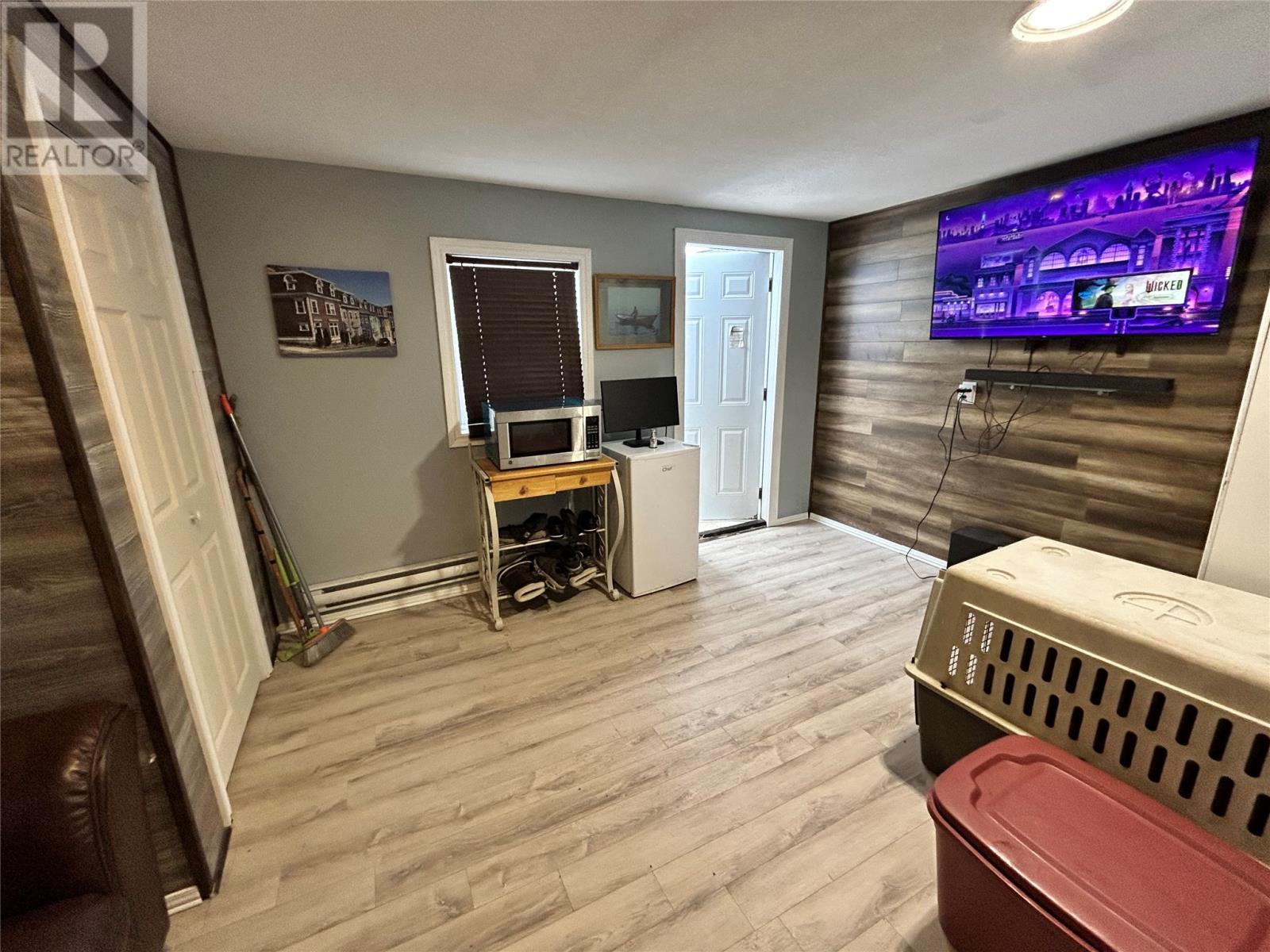 












94 Regional Street

,
PORT AUX BASQUES,




Newfoundland & Labrador
A0M1C0

