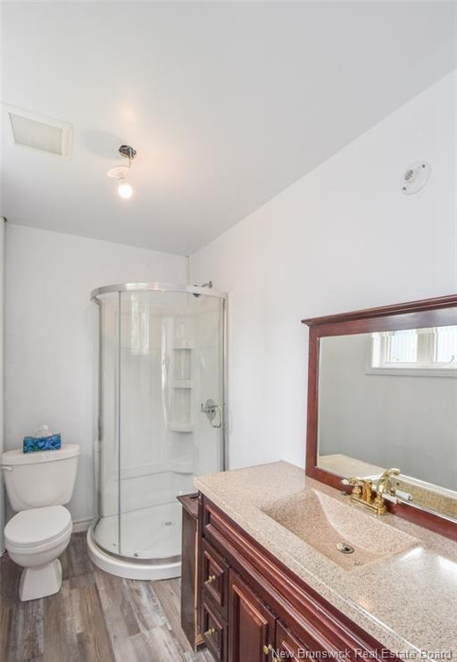 









142


5 Eme Rue

,
Shippagan,




NB
E8S 1B2

