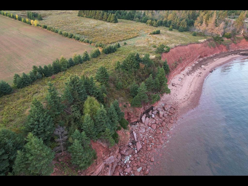 












ACREAGE CAPE BEAR Road

,
Guernsey Cove,







PE
C0A 1V0

