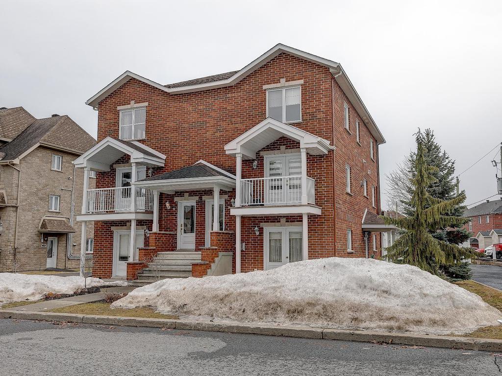 









9


Rue du Grenat

,
Saint-Jean-sur-Richelieu,




QC
J2W0C7

