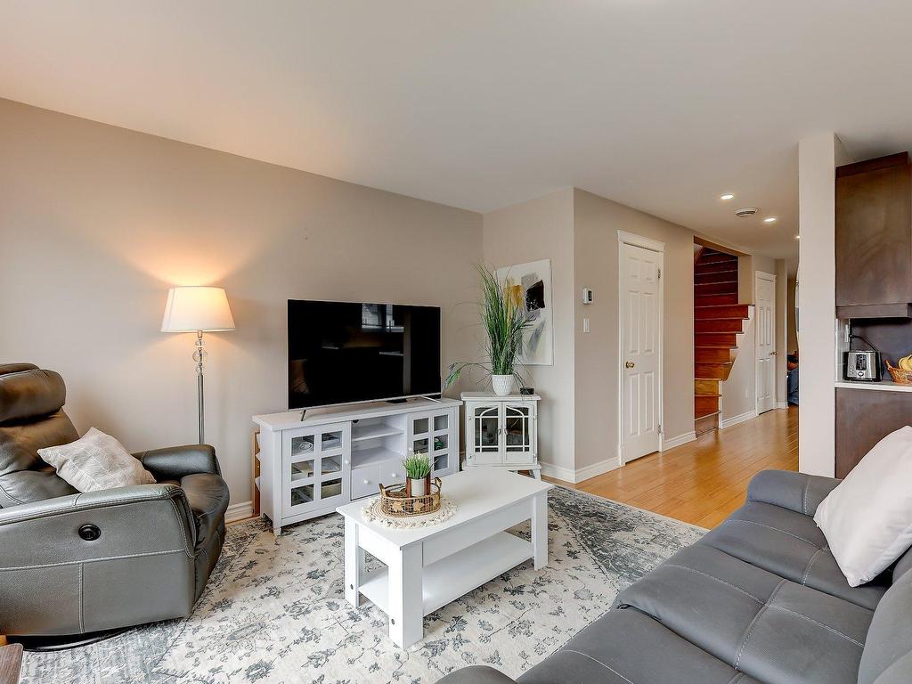 









9


Rue du Grenat

,
Saint-Jean-sur-Richelieu,




QC
J2W0C7

