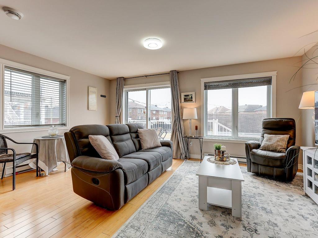 









9


Rue du Grenat

,
Saint-Jean-sur-Richelieu,




QC
J2W0C7

