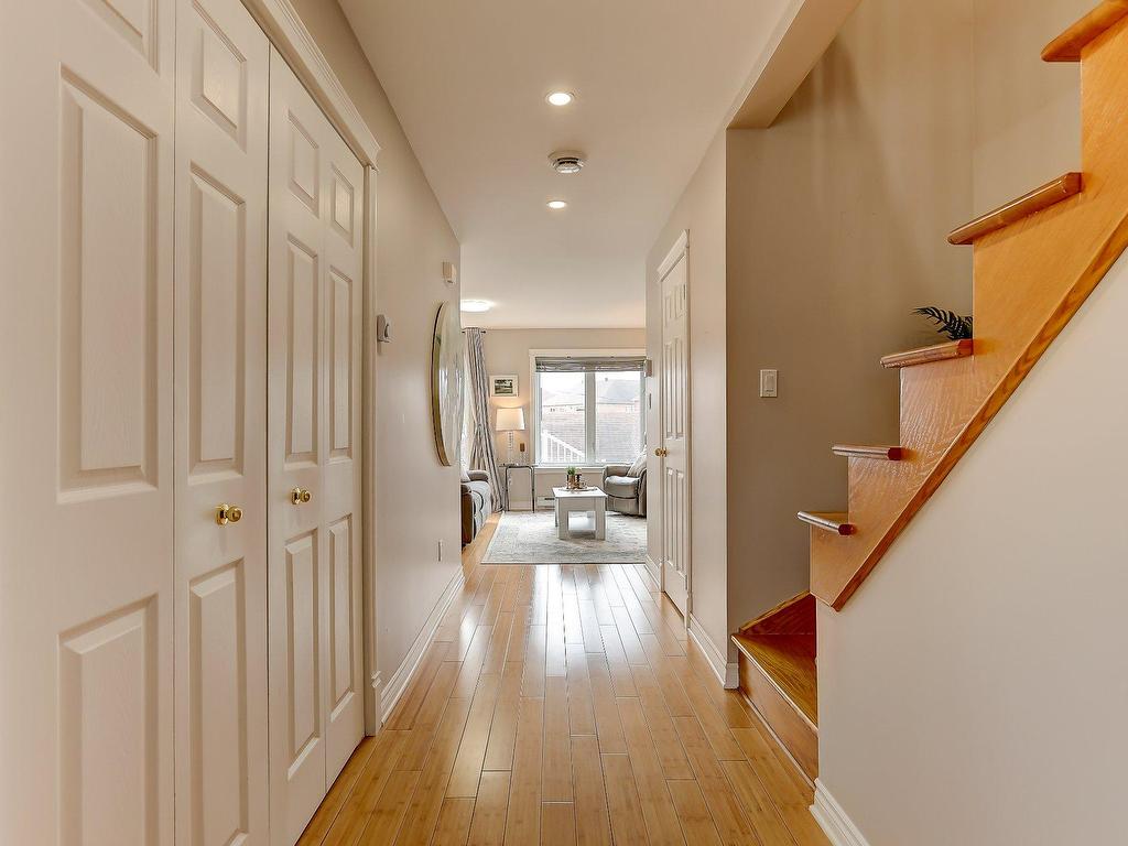 









9


Rue du Grenat

,
Saint-Jean-sur-Richelieu,




QC
J2W0C7

