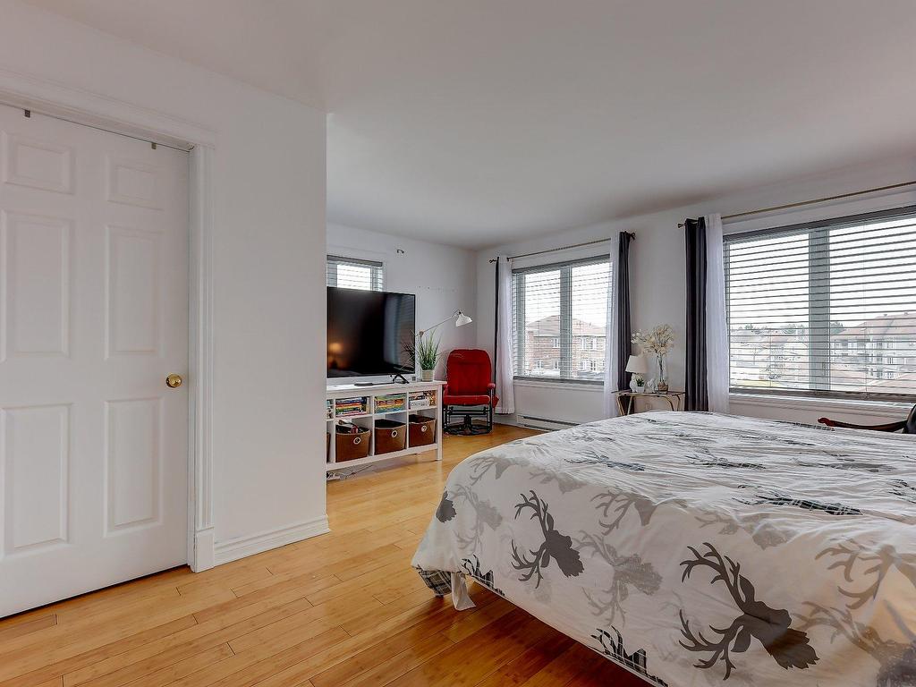 









9


Rue du Grenat

,
Saint-Jean-sur-Richelieu,




QC
J2W0C7

