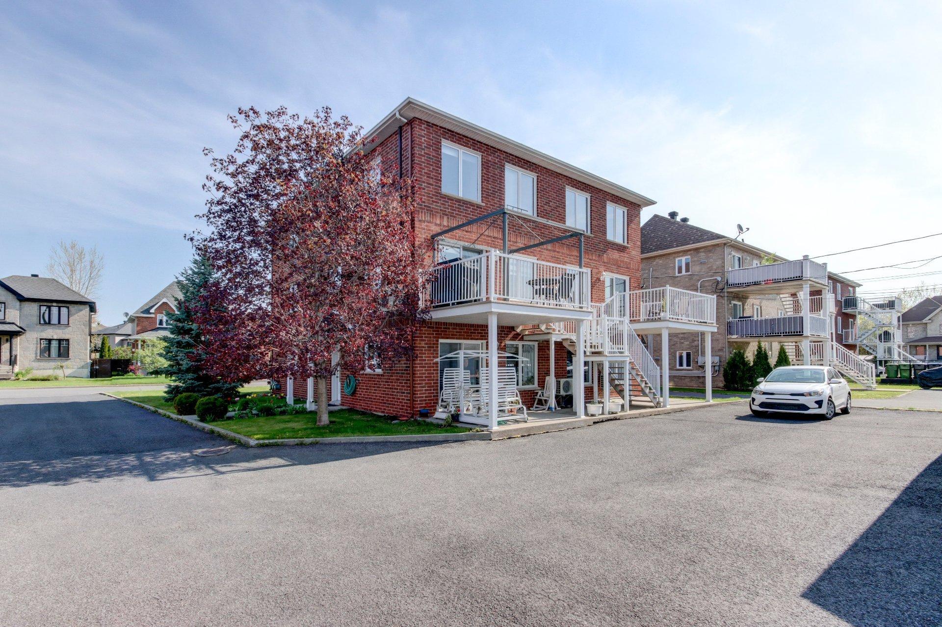 









9


Rue du Grenat

,
Saint-Jean-sur-Richelieu,




QC
J2W0C7

